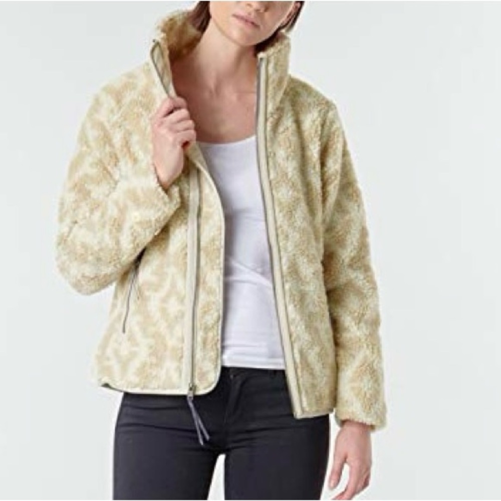 Patagonia Women's Tan Teddy Jacket